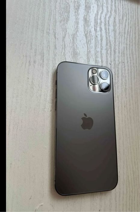 Срочно iphone 12 pro