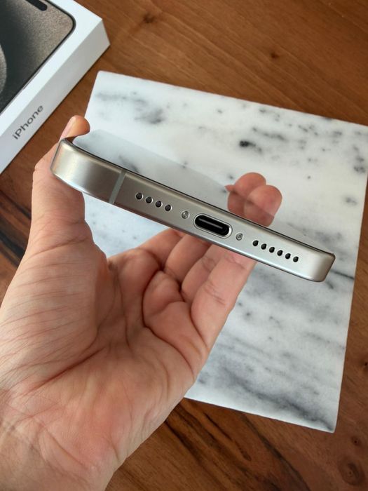 Iphone 15 Pro Max Silver