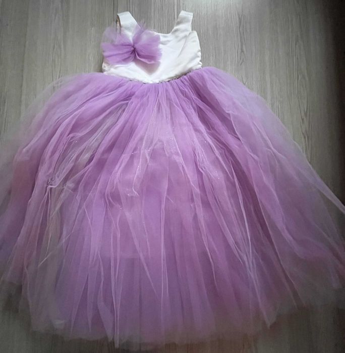 Rochie de ocazie tip printesa 6-7 ani
