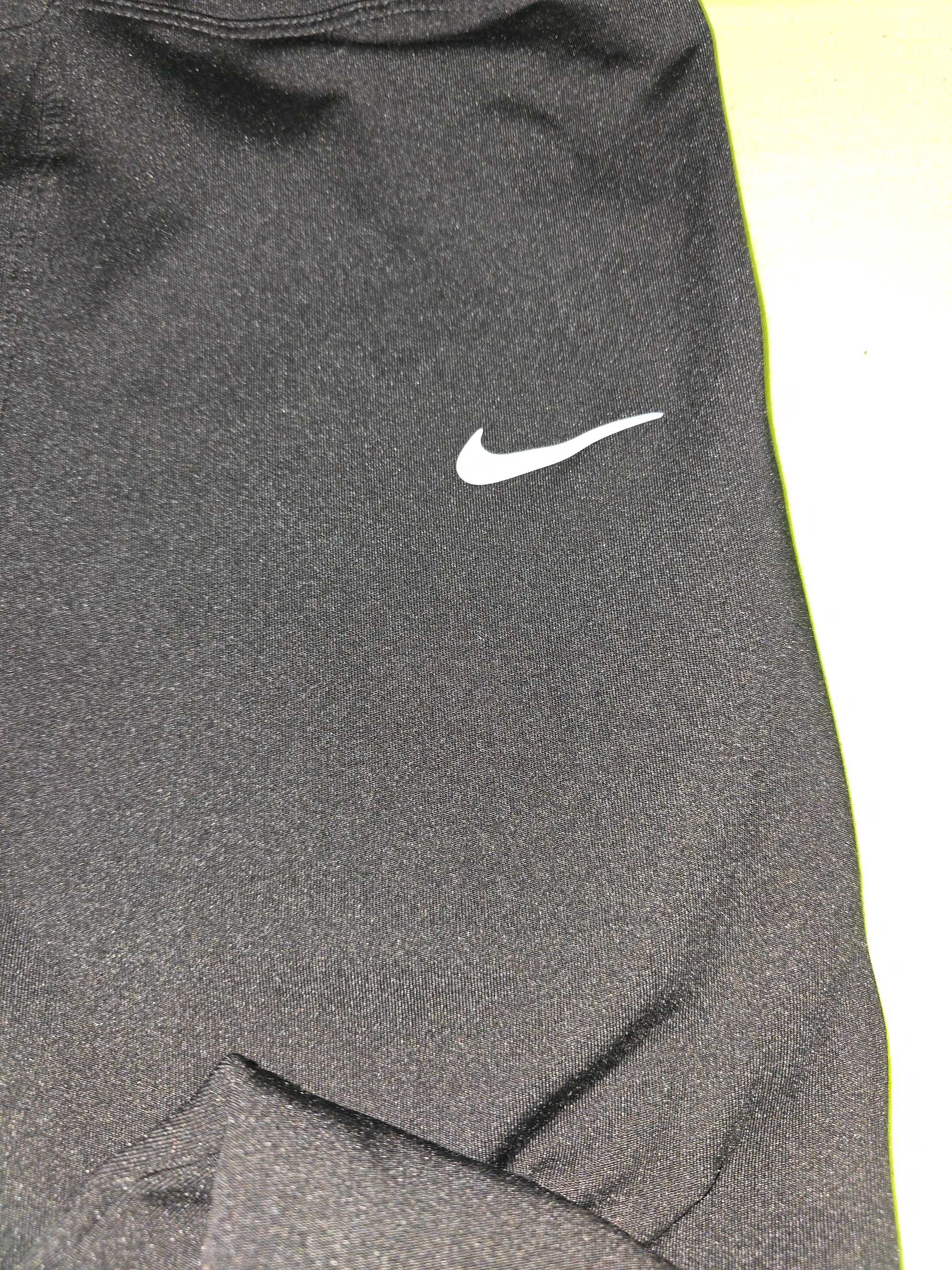 Дамски клин Nike черен