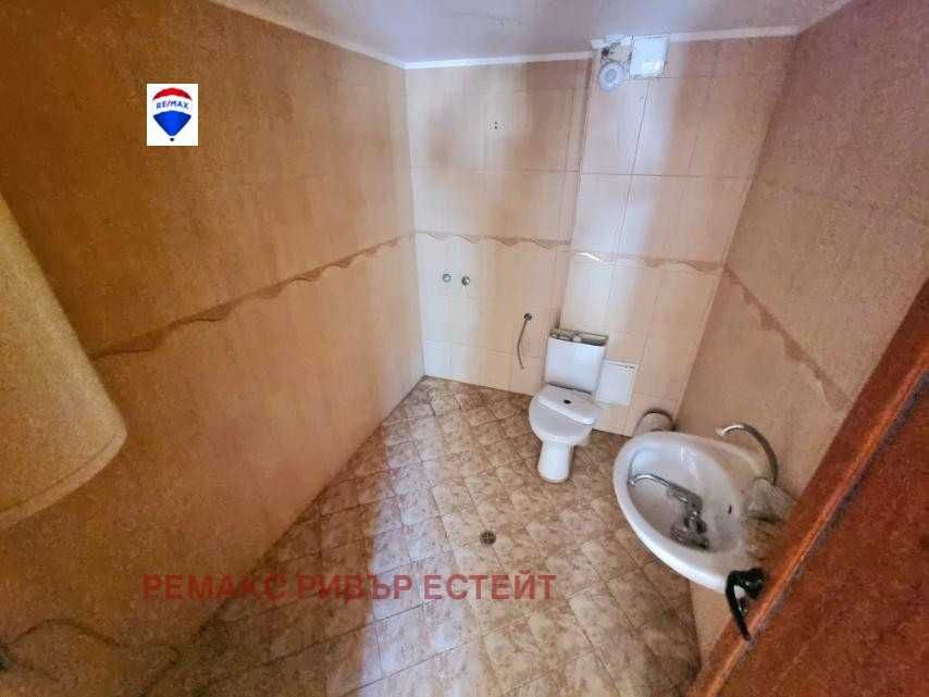 Бизнес имот под наем местност Караач, гр. Русе