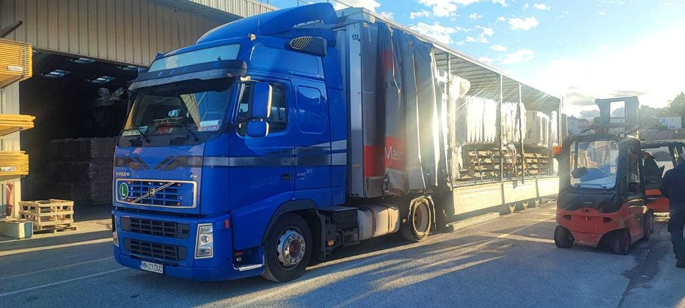 Volvo FH +Semiremorca  Krone