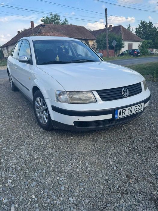 VW Passat 1.6 Benzina 102 Cp An 2000