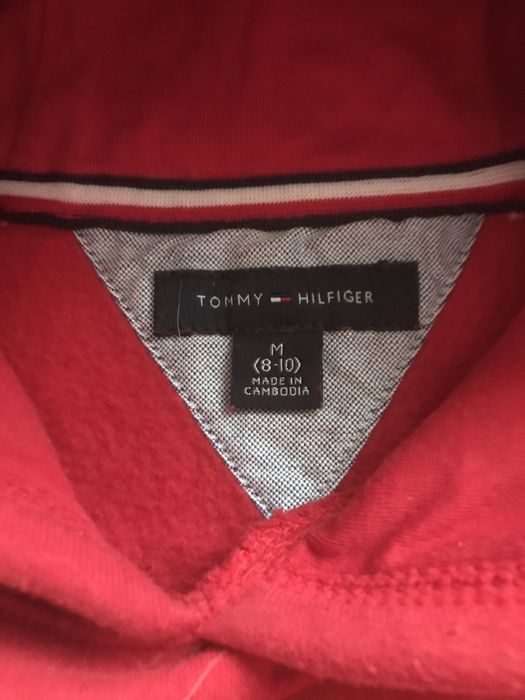 Tommy hilfiger толстовка на 8-10 лет