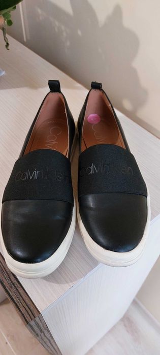 Кожени обувки Calvin Klein 38  номер