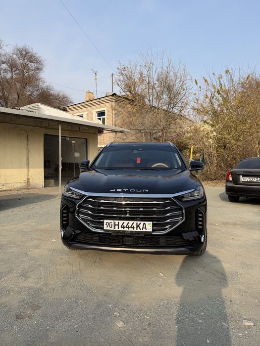 Jetour x 70 plus