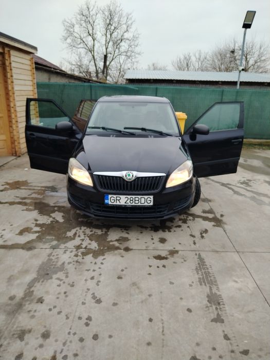 Vând Skoda Fabia an 2011