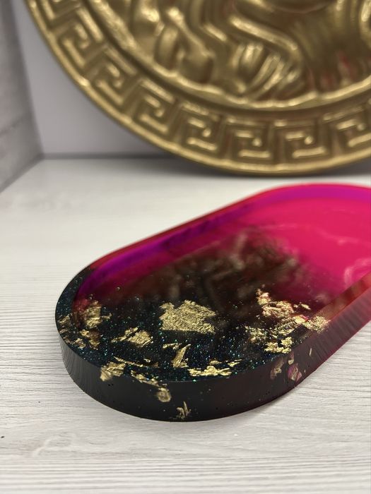 Tava decor din rasina cu foita de aur