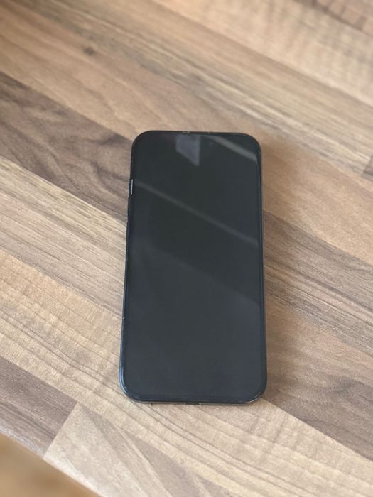 iPhone 15 pro перфектно състояние