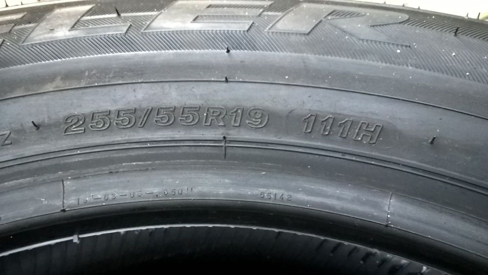 O anvelopa noua de vara 255 55 19 bridgestone dueler H/P sport