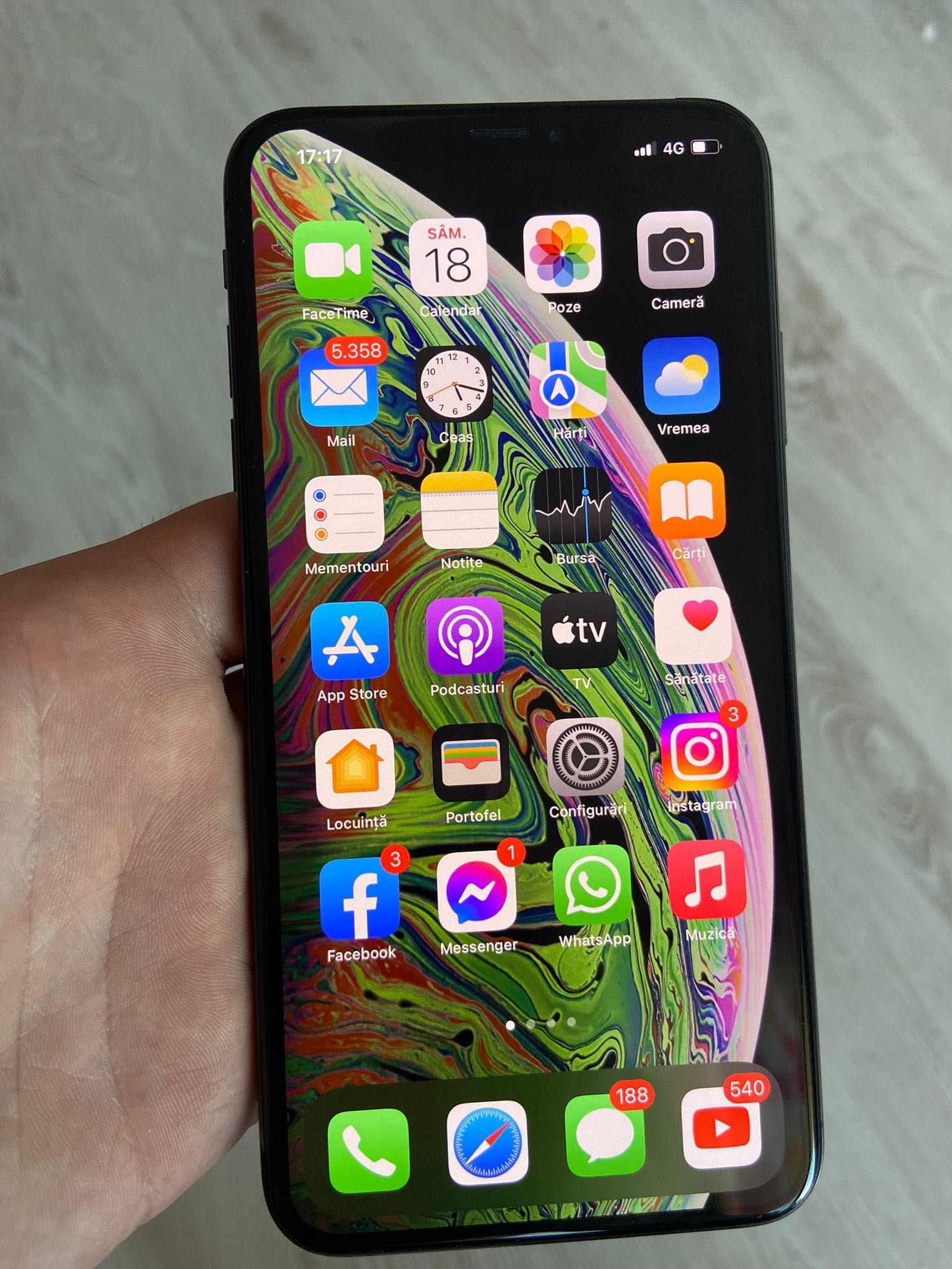 iPhone XS MAX Grey