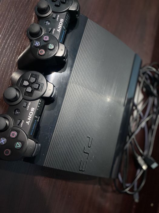 Ps3 два джойстика весь комплект 500гб