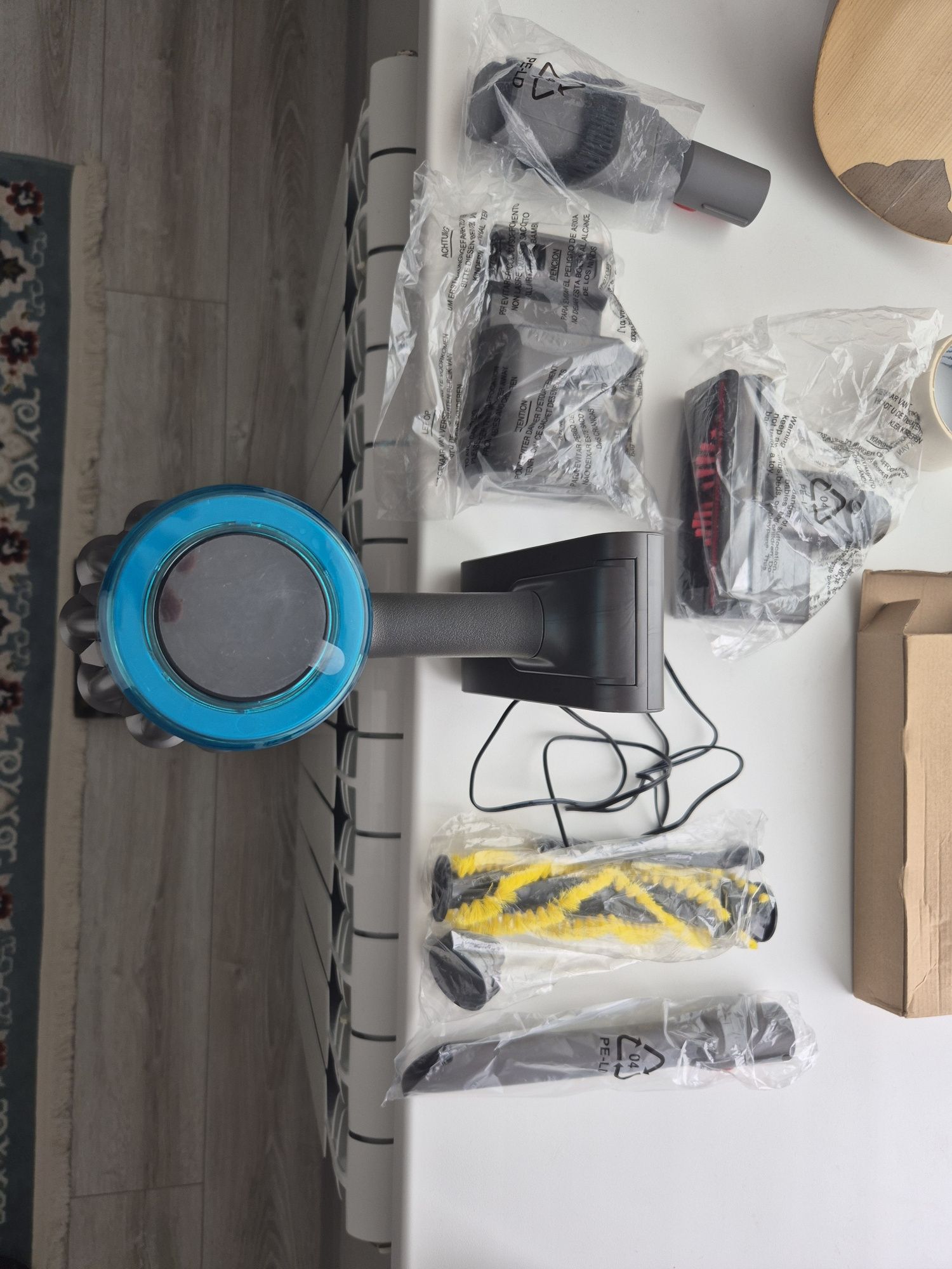 Dyson v 15 пылесос
