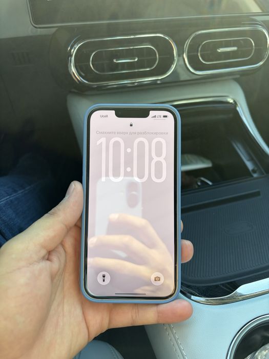 iPhone 16e 128GB — Белый цвет