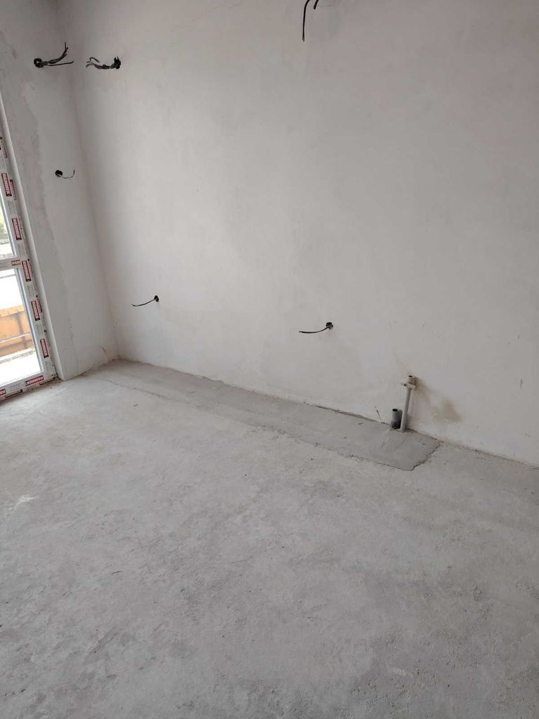 Продава се Тристаен апартамент в Луковит - 71 кв.м за 850 €/кв.м - Снимка #10
