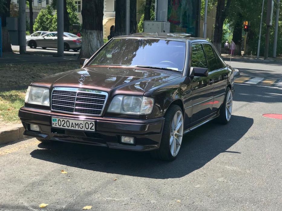 W124 amg1 бампера пороги спойлера решетки козырьки реснички