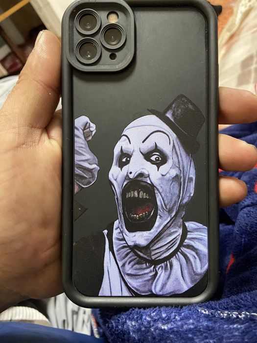 Продам Айфон 11 про мах