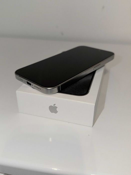 Iphone 15 pro White 128 GB Impecabil