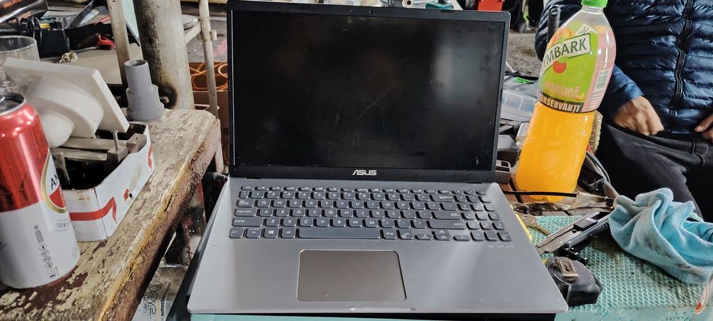 Laptop Asus ecran spart