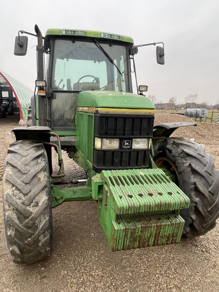 Tractor John Deere 6900