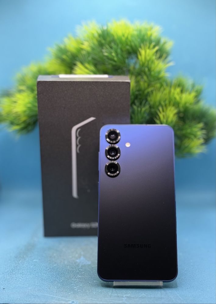 ГАРАНЦИОНЕН!!! Samsung Galaxy S25, 12GB RAM, 256GB, 5G, Navy