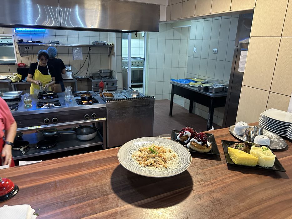 Inchiriez Restaurant ,afacere la cheie in statiunea Olimp