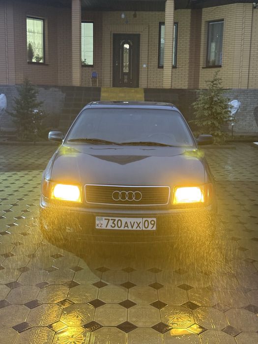 Продам Audi 100 c4