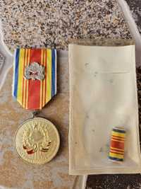 Medalia 25 de ani de la proclamarea replubicii