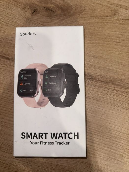 Смарт часовници чисто нови