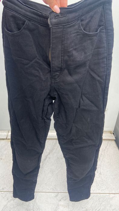 Pantaloni moto cu genunchiere