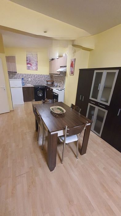 Двустаен апартамент в ж.к. Медицинска академия!