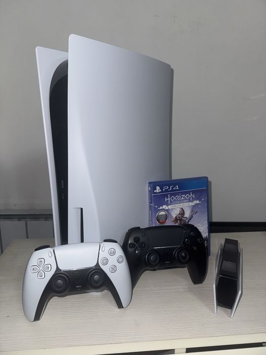 (PS5) SonyPlaystation 5 (два джойстика) + игры