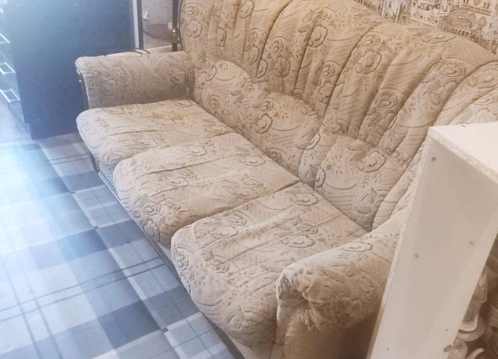 Диван-трансформер б/у, хорошее состояние, самовывоз ие, самовывоз