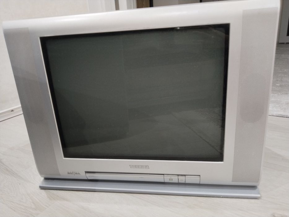 Продам телевизор