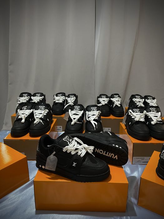 Louis Vuitton Trainer Black 43,44,45