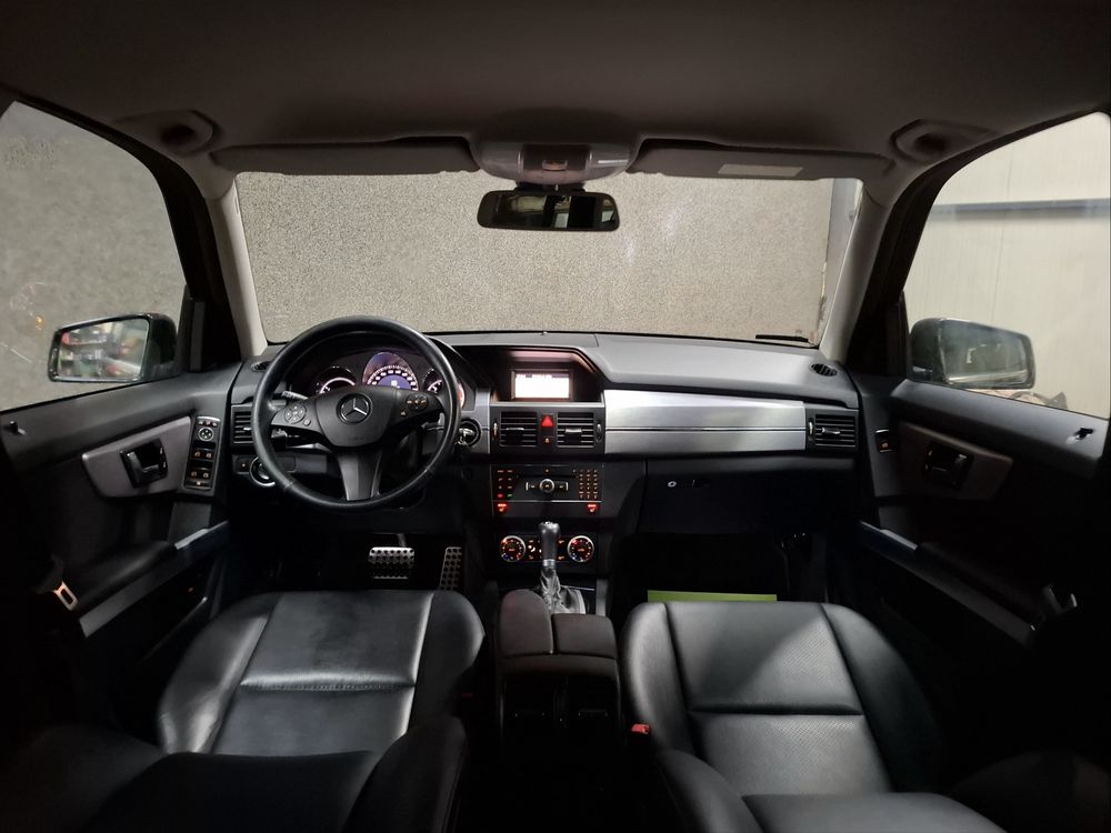 Mercedes-Benz GLK 4x4 Euro5 AUTOMAT •Pachet AMG• BiXenon/Piele