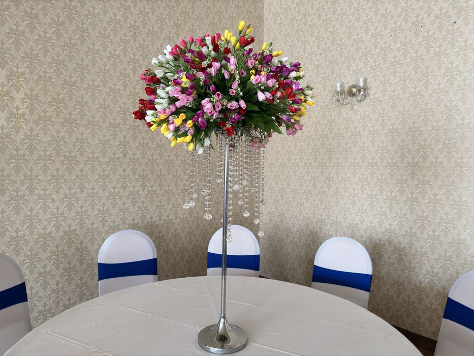 Продам цветы на стойках 120 см