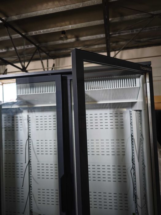 Vitrina verticala 4 usi - 257 cm / Spania / NOU