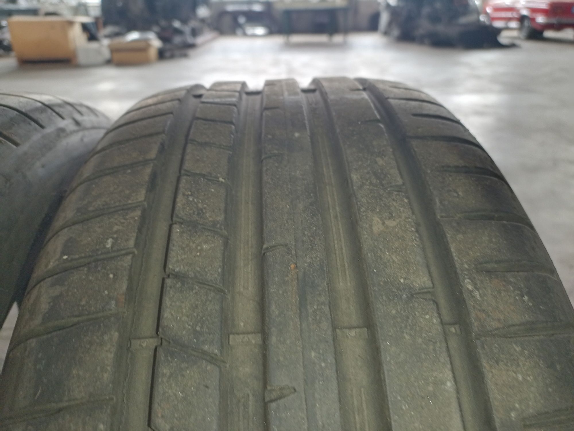 Продавам комплект летни гуми 225/45/17 Dunlop Sport Maxx RT2 94Y