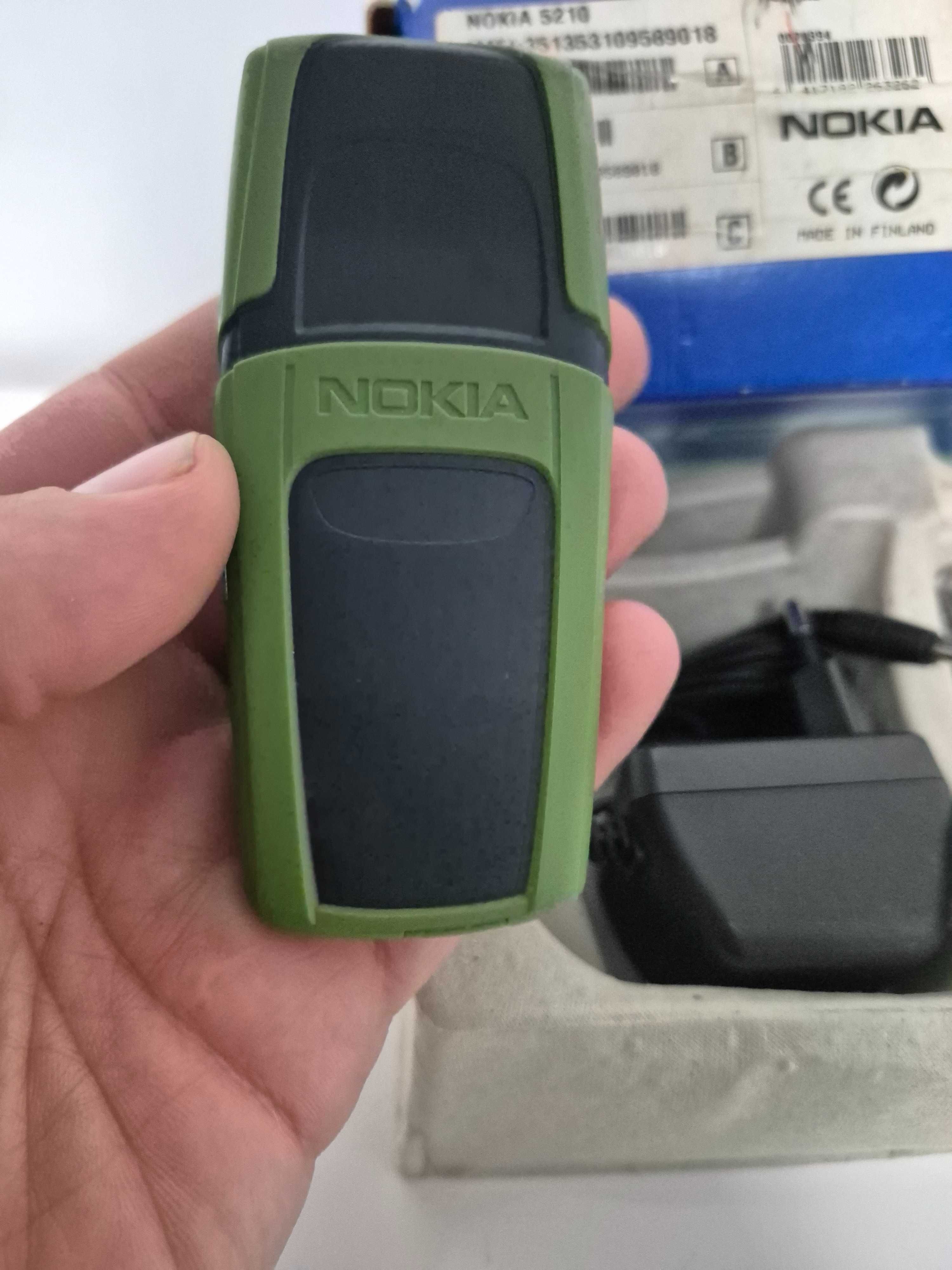 Nokia 5210 superb la cutie FULLBOX