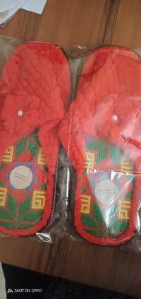 Продается домашние тапочки ручного вязания каждый за 4500тг
