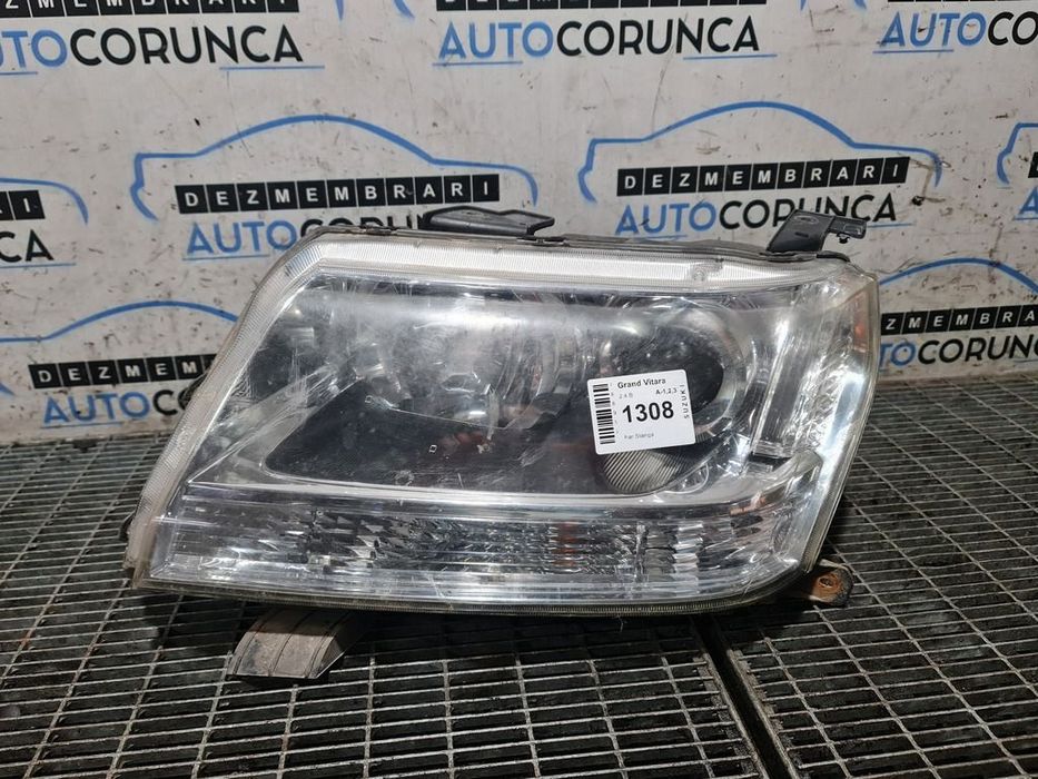Far Stanga Suzuki Grand Vitara SUV 4 Usi (1308) Xenon