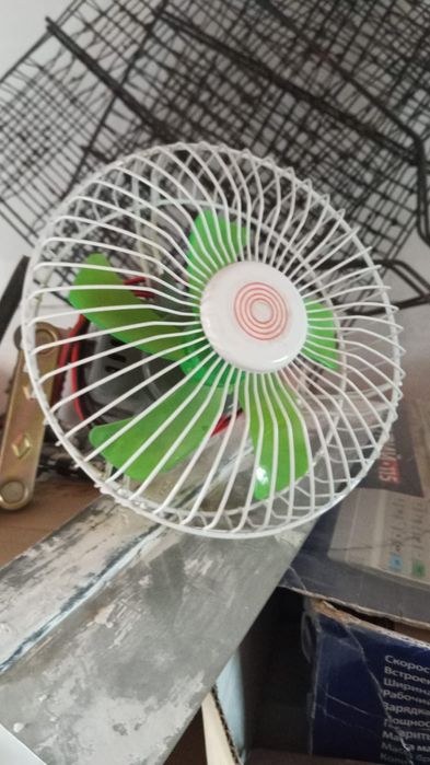 Вентилятор на машину