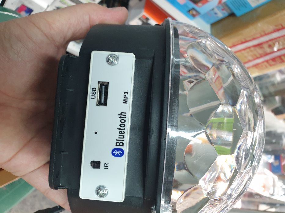 Bluetooth Диско лампа с вградени тонколонки + Флашка USB LED Light Mag