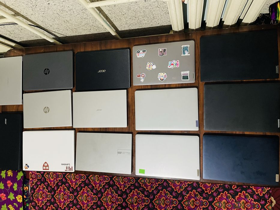 Noutbuk talabalar va ofis ishlariga narxi arzon