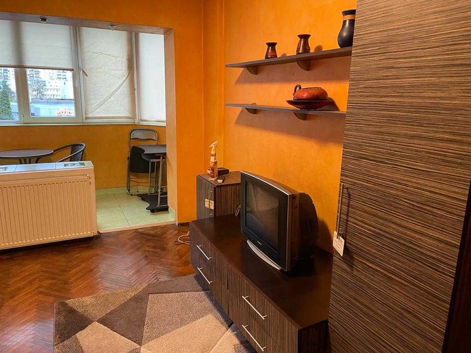 De inchiriat ap.1 camera, mobilat, utilat-Tudor-giratoriu Corina et.1