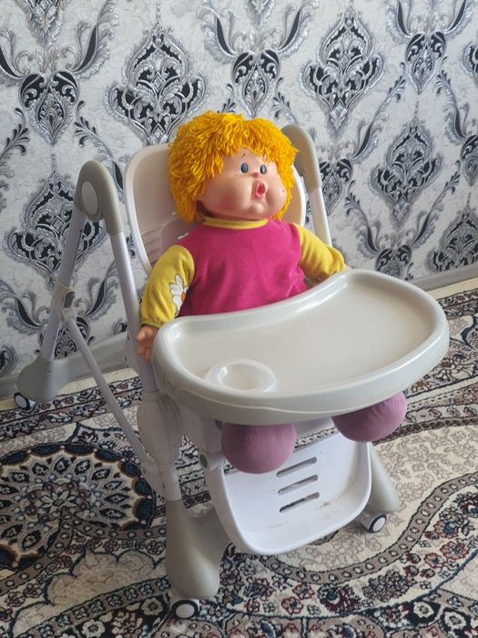 Продам большую машину коляску стулчик для детей  звоните в любой время