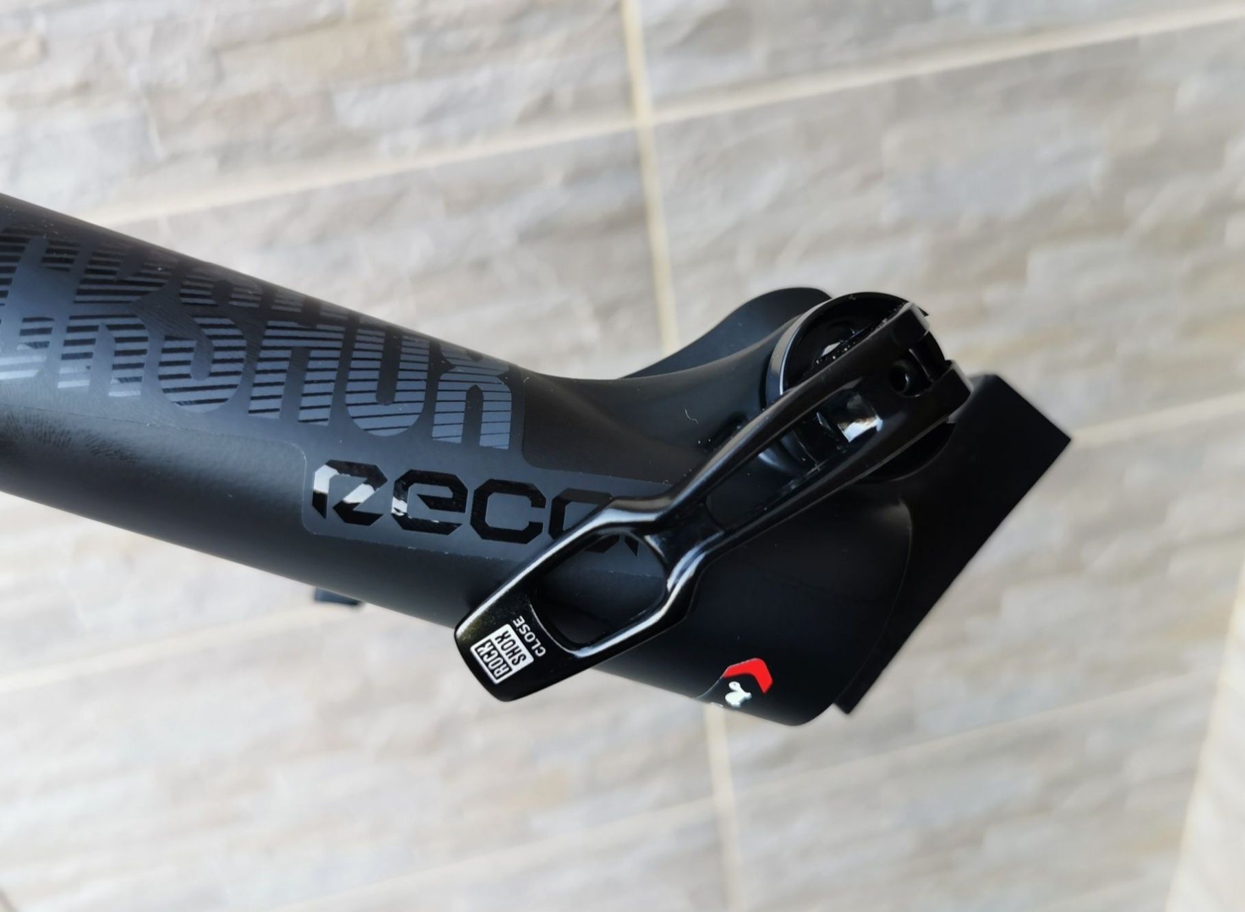 Вилка Rock Shox Recon Silver RL 2021 150mm / 27.5" Boost Tapered