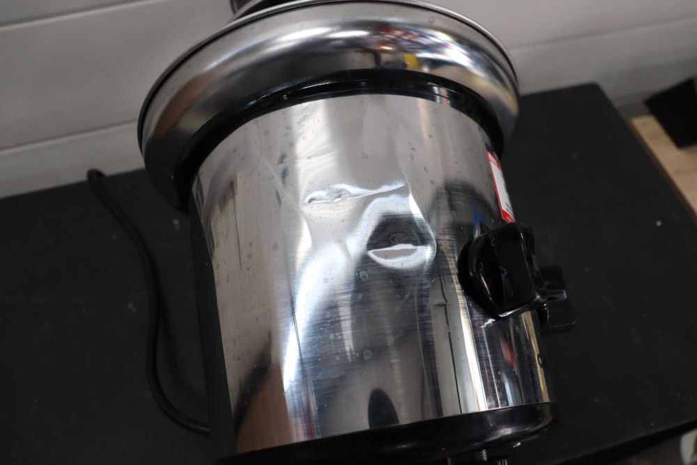 Шоколадов фонтан на три нива Clatronic (SKB 3248) 170W