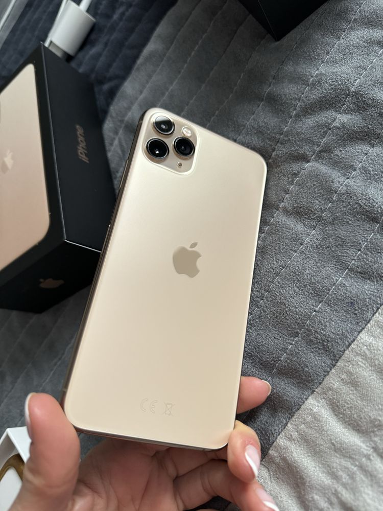 iPhone 11 PRO MAX 256GB GOLD Като Нов